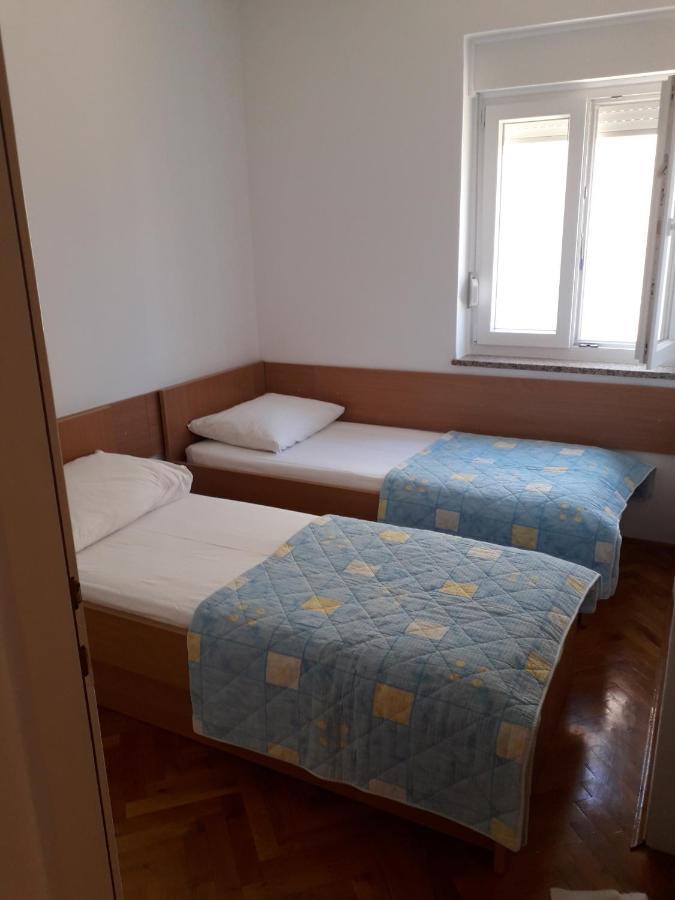 Apartments Miljenko Novalja Bagian luar foto