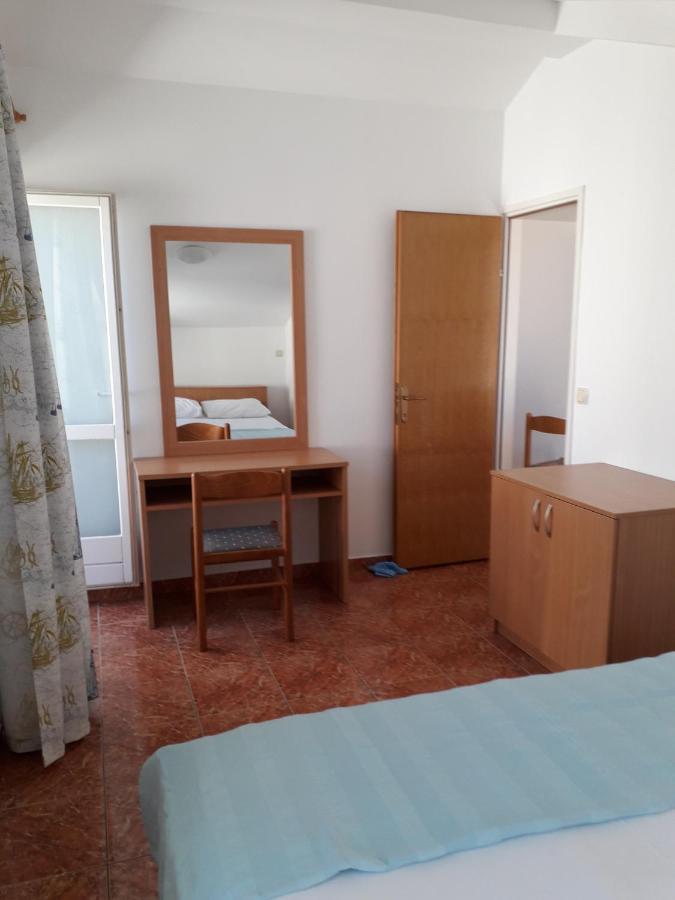 Apartments Miljenko Novalja Bagian luar foto